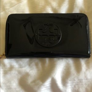 Tory Burch Black Patent Wallet